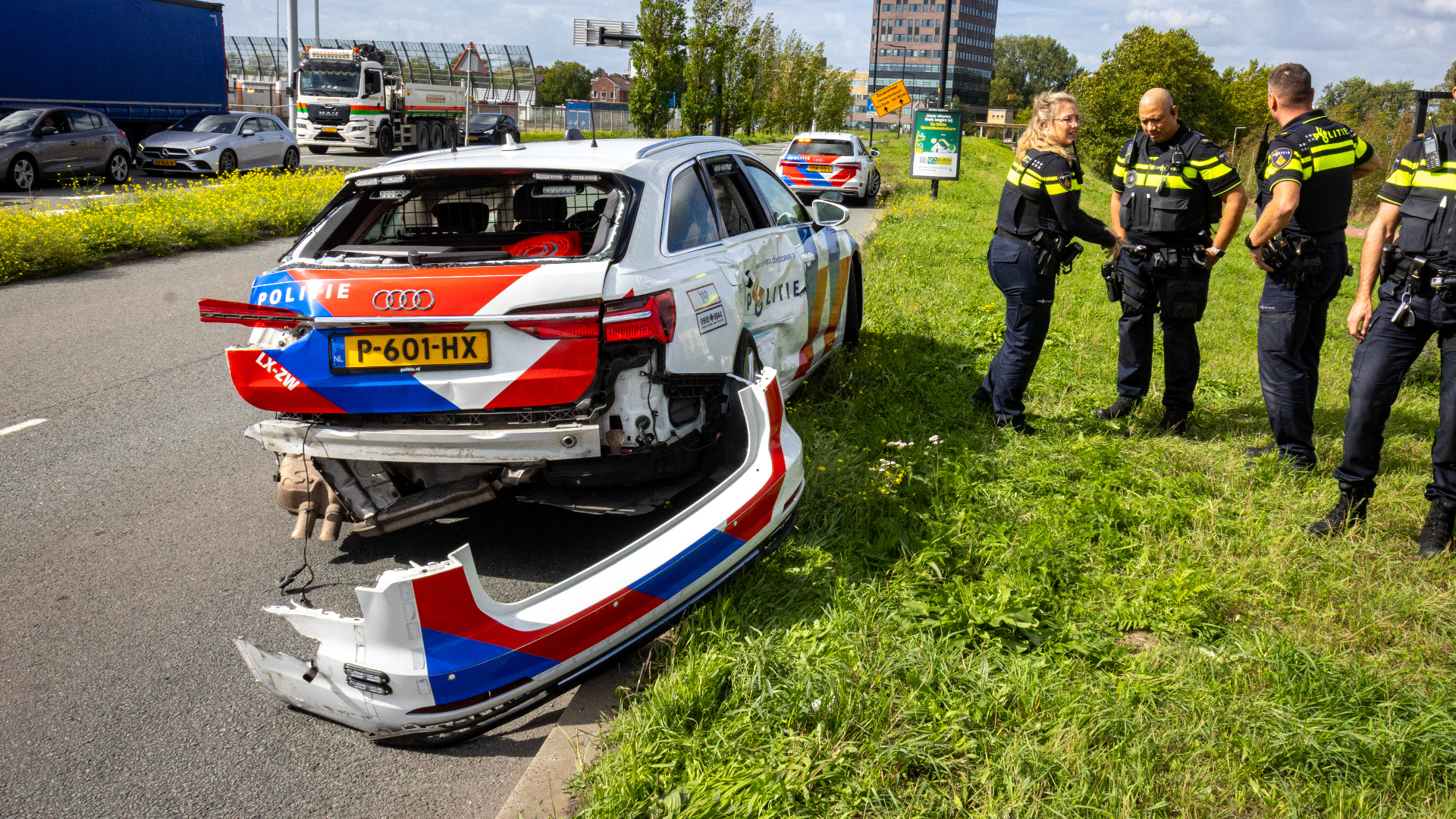 Er raakte niemand gewond bij de botsing.