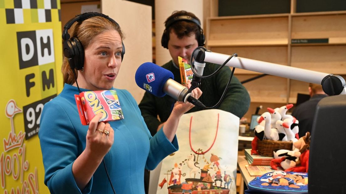 Minister voor Armoedebeleid nam onder andere twee spellen mee