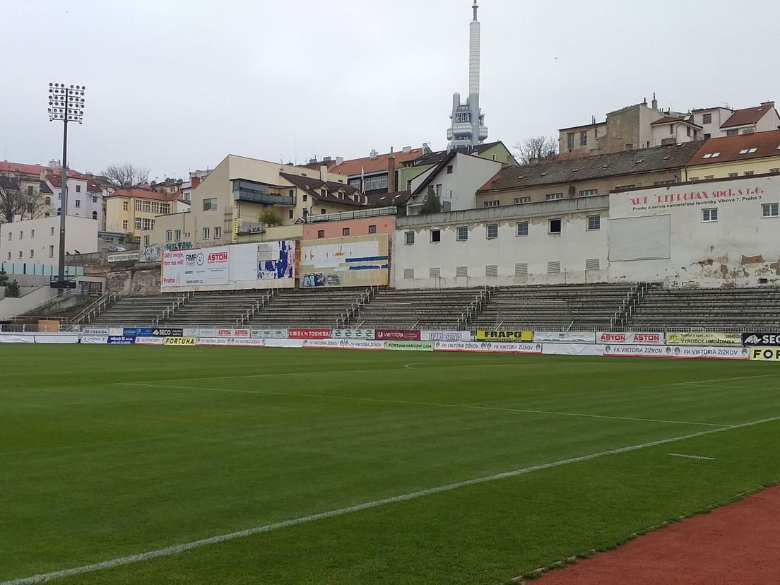 Het stadion van Viktoria Zizkov in Praag
