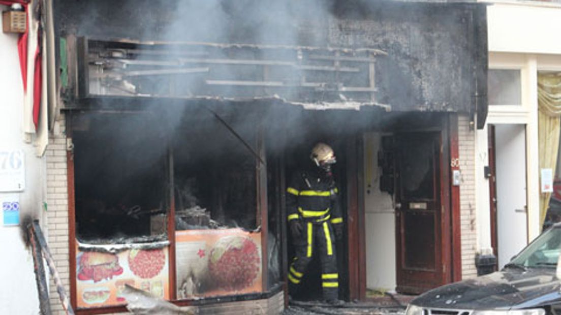 Brand Turkse bakker Haagse Prins Hendrikstraat