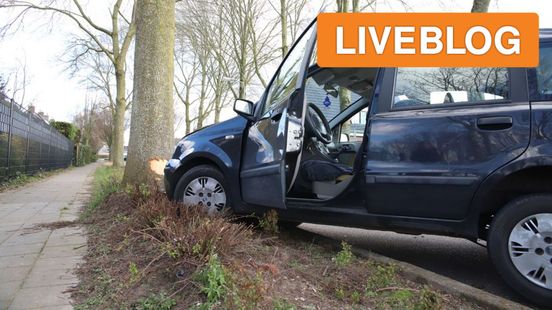 Kind gewond na aanrijding • vluchtende automobilist crasht. Kind gewond na aanrijding • vluchtende automobilist crasht.