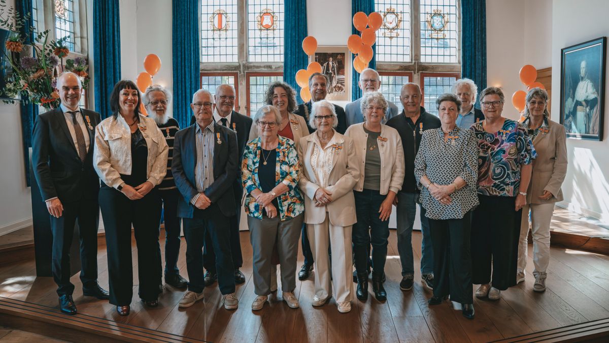 Lintjesregen 2026: lees hier wie er in Delft een lintje heeft gekregen