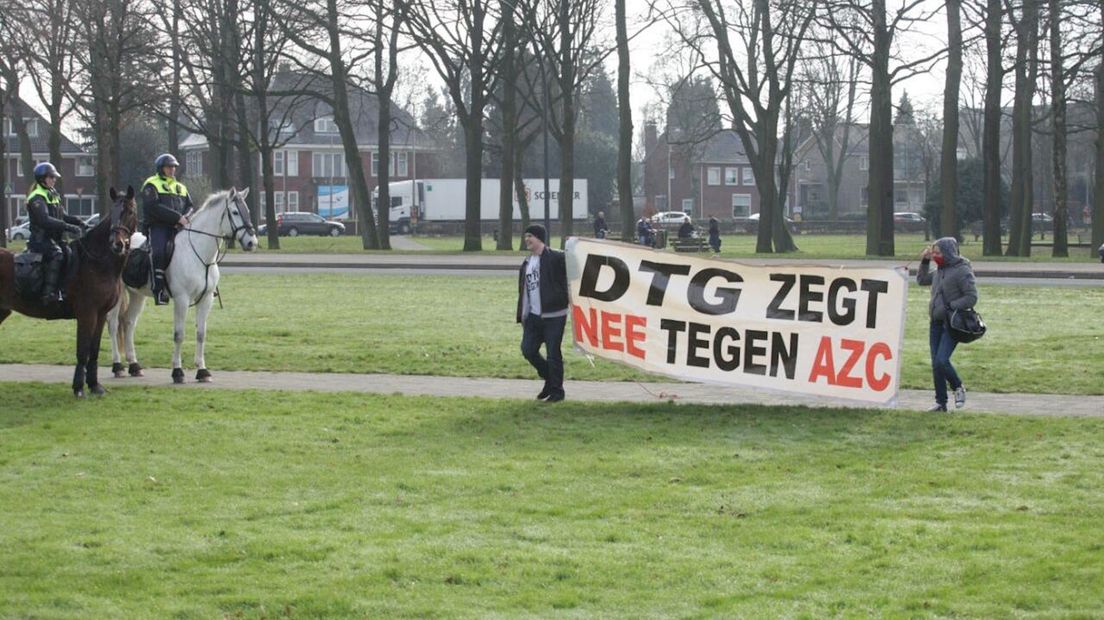 Demonstratie tegen azc in Enschede