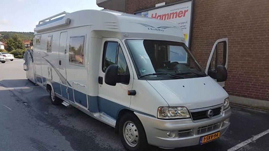 Roelof en zijn camper komen morgen weer terug naar Klijndijk (Rechten: Erik Brouwer)
