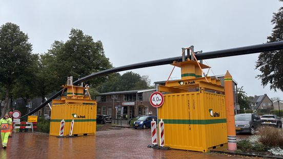 Waterleiding onder Oosterwolde aangelegd met slimme techniek