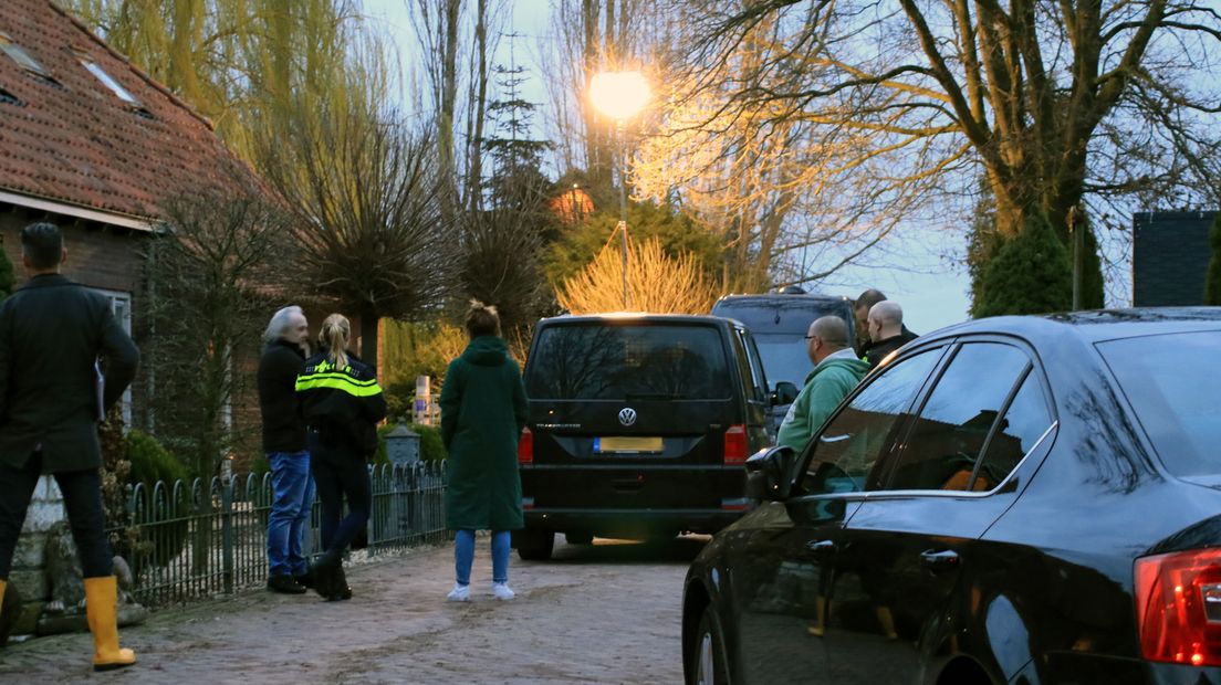 Onderzoek bij het lab afgelopen woensdag.