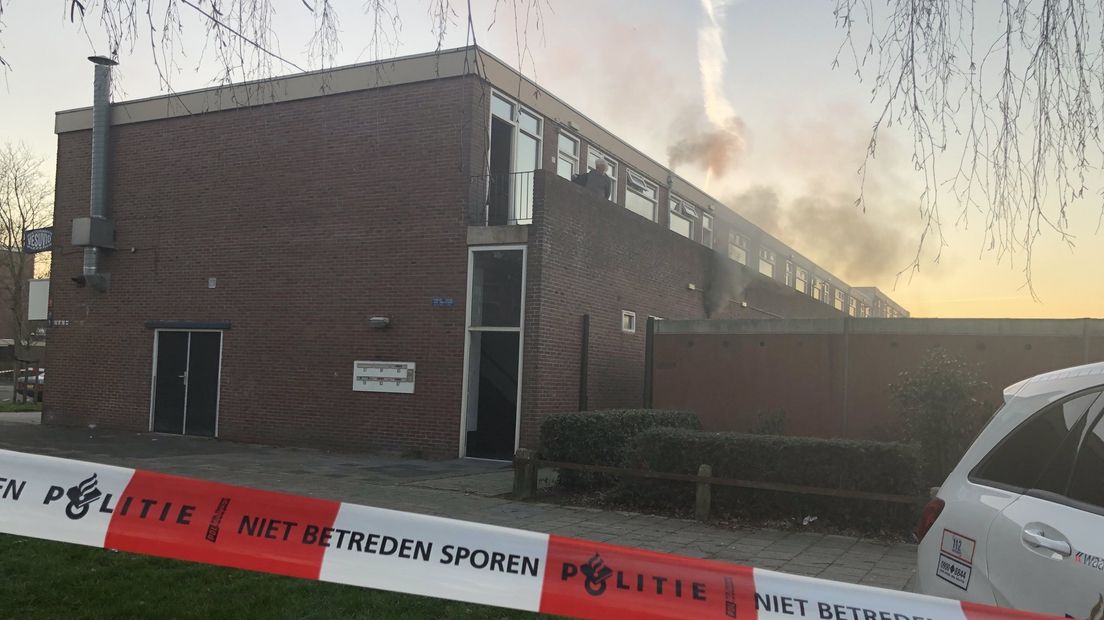 Woningen boven de brand zijn ontruimd