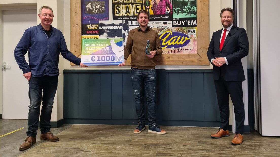 Samen Sterk Luttenberg wint speciaal corona-Goudhaentje