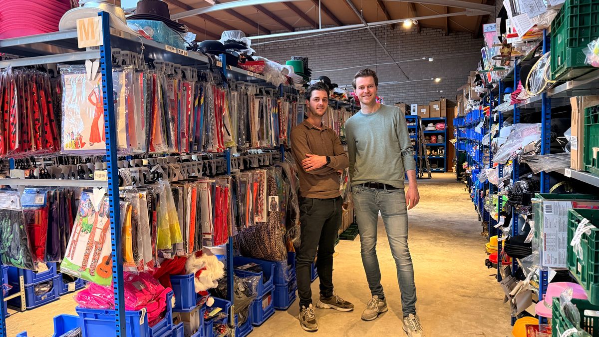 Van slaapkamer naar gigaloods in Venlo: broers verhandelen vastelaovespekskes