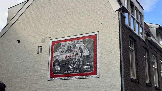 Muurschildering van iconische wielerfoto siert Valkenburg Nieuws