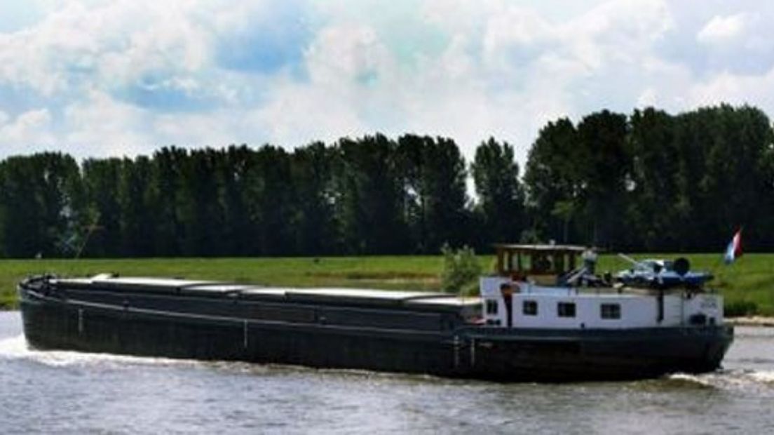 Scheepvaart op Waal bij Millingen krijgt eigen marifoonkanaal