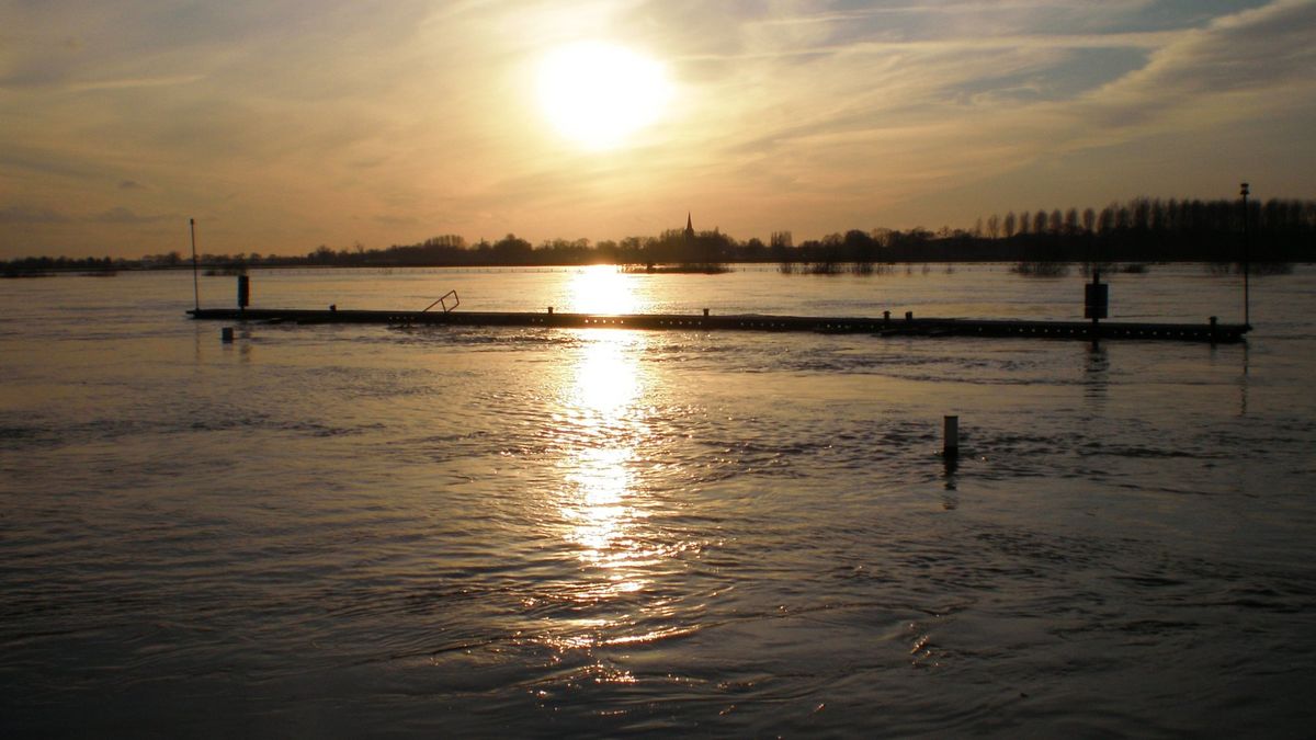 Arcen 1993: Het water kwam door de stopcontacten