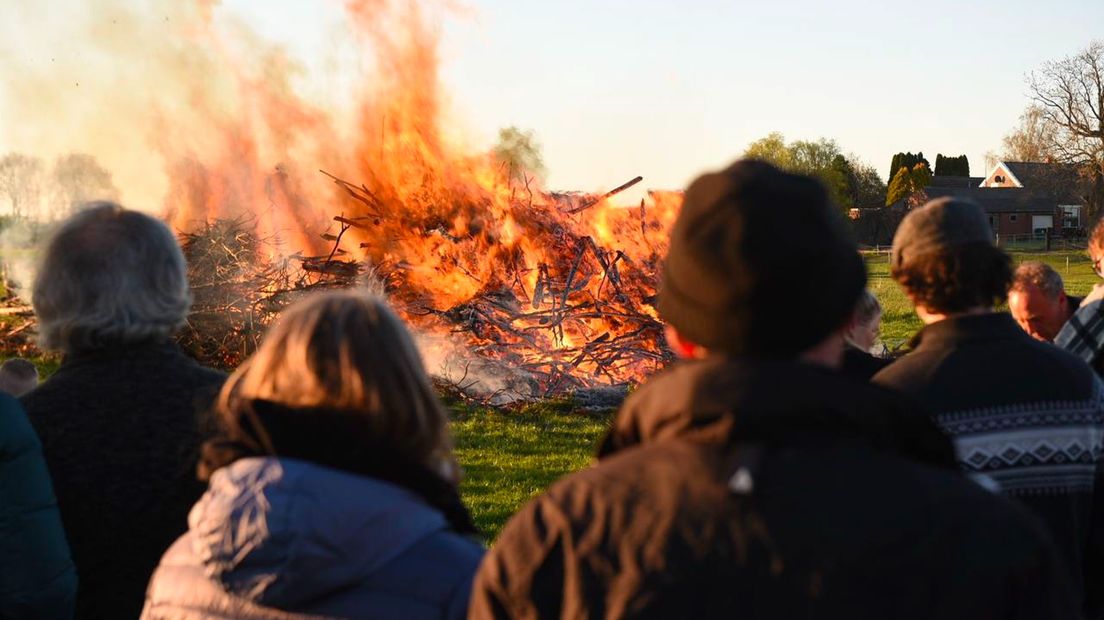 Paasvuur bezoeken dit weekend? Op deze 22 plekken wordt er een aangestoken