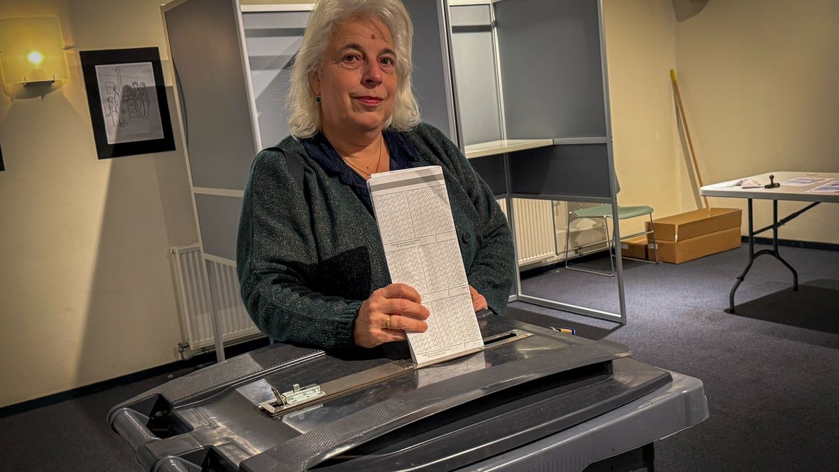 Stemmen bij Kamp Westerbork: 'Ik kan ook naar een nietszeggend dorpshuis, maar dit betekent veel mee