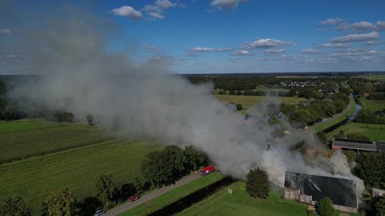 Bij de brand in Nieuweroord kwam veel rook vrij