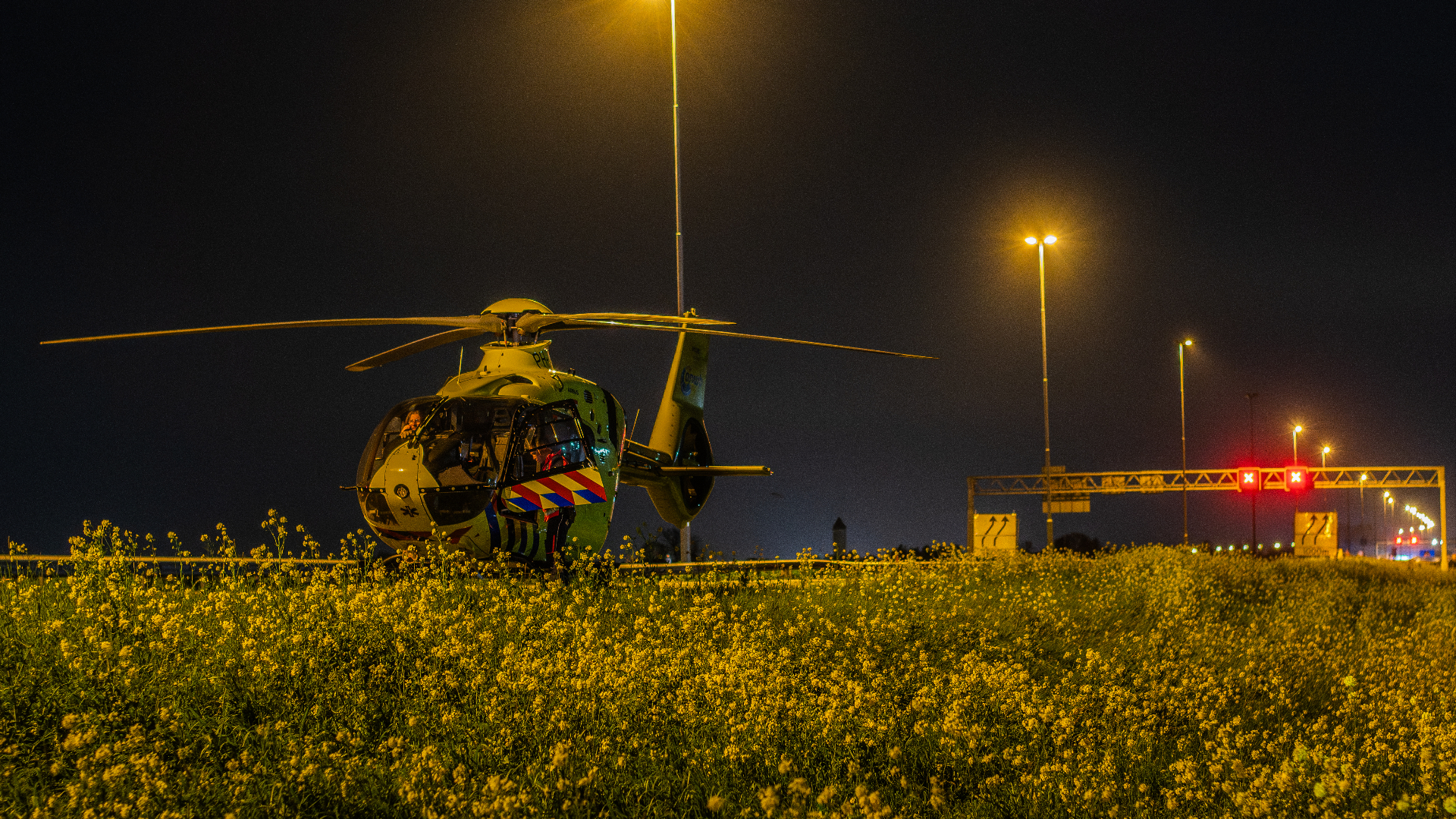 Man (29) overleden na ongeluk A27 bij Meerkerk