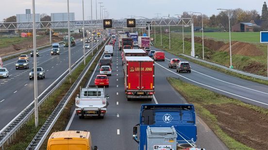Problemen op A2 na aanrijding bij Urmond Nieuws