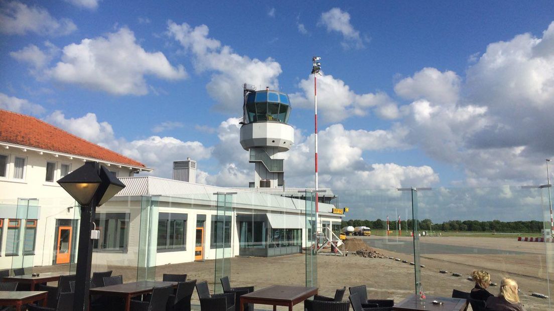 Het vliegveld in Eelde (Rechten: archief RTV Drenthe/Andries Ophof)