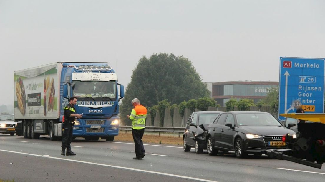 Twee ongevallen op de A1 bij Enter richting Hengelo