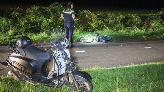 Twee gewonden na harde botsing op berucht fietspad. Twee gewonden na harde botsing op berucht fietspad.