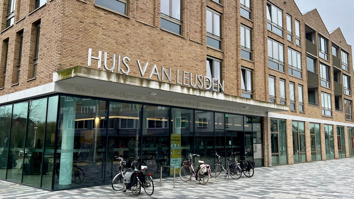 Te weinig plek voor ambtenaren in Huis van Leusden, verbouwen kost bijna 1,5 miljoen