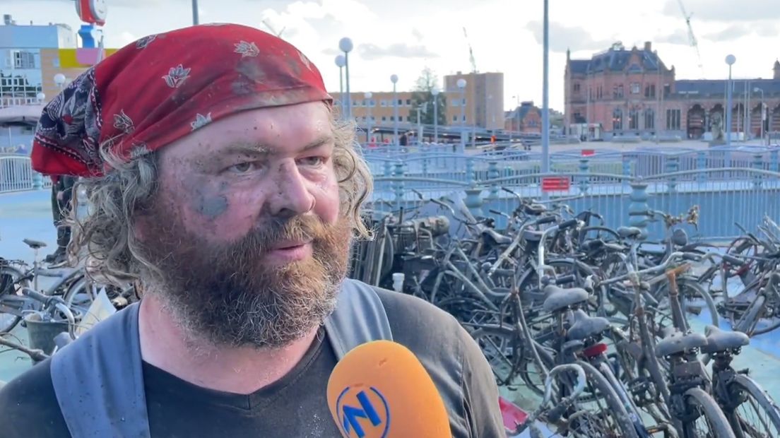 Jan Duurt Dijkman tijdens de World Cleanup Day een paar weken geleden