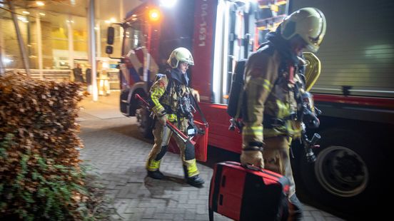 Voorbijgangers verwarren sfeerlicht voor brand Home