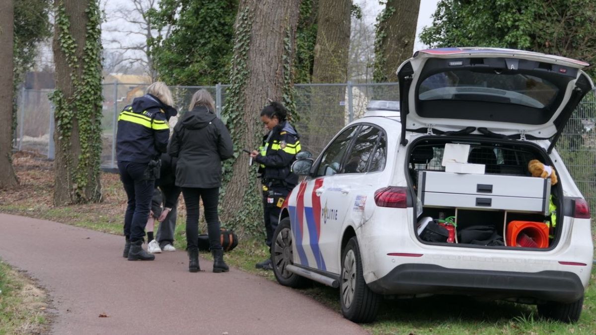 112 Nieuws: Scooter rijdt door na ongeval | inbreker omvergelopen in Hengelo