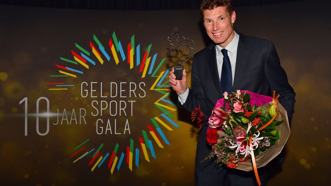 De winnaar van de Gelderse Sportprijs 2019 is ex-topvolleyballer Bas van de Goor uit Apeldoorn, niet alleen vanwege zijn sportieve prestaties, maar ook vanwege zijn Bas van de Goor Foundation waarmee hij zich inzet voor mensen met diabetes.