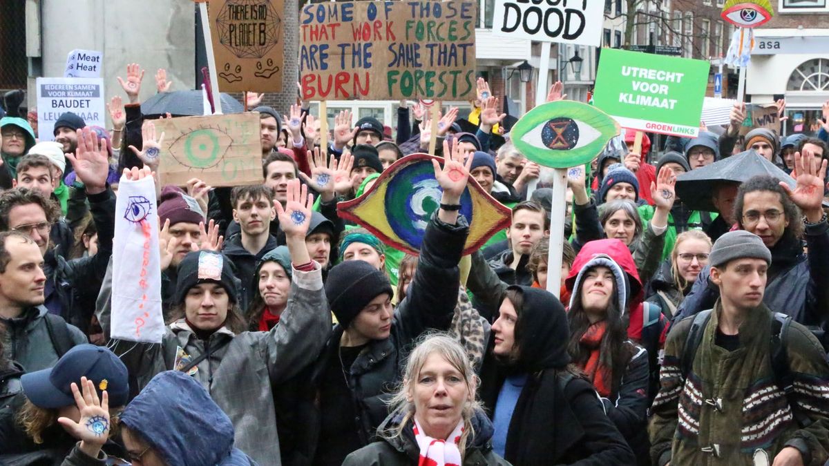 In Het Verkeerde Keelgat Schieten