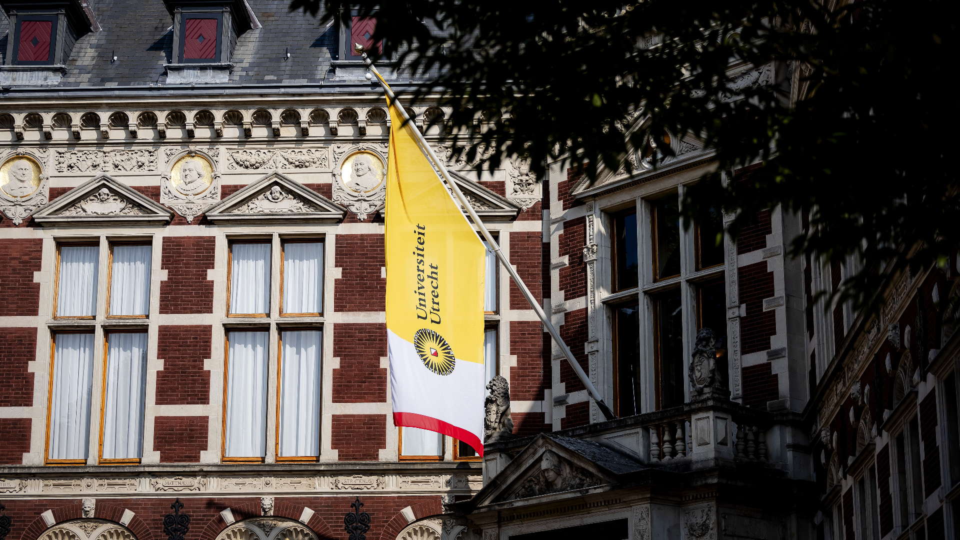 7 studenten uit Gaza aangekomen in Utrecht voor studie aan UU