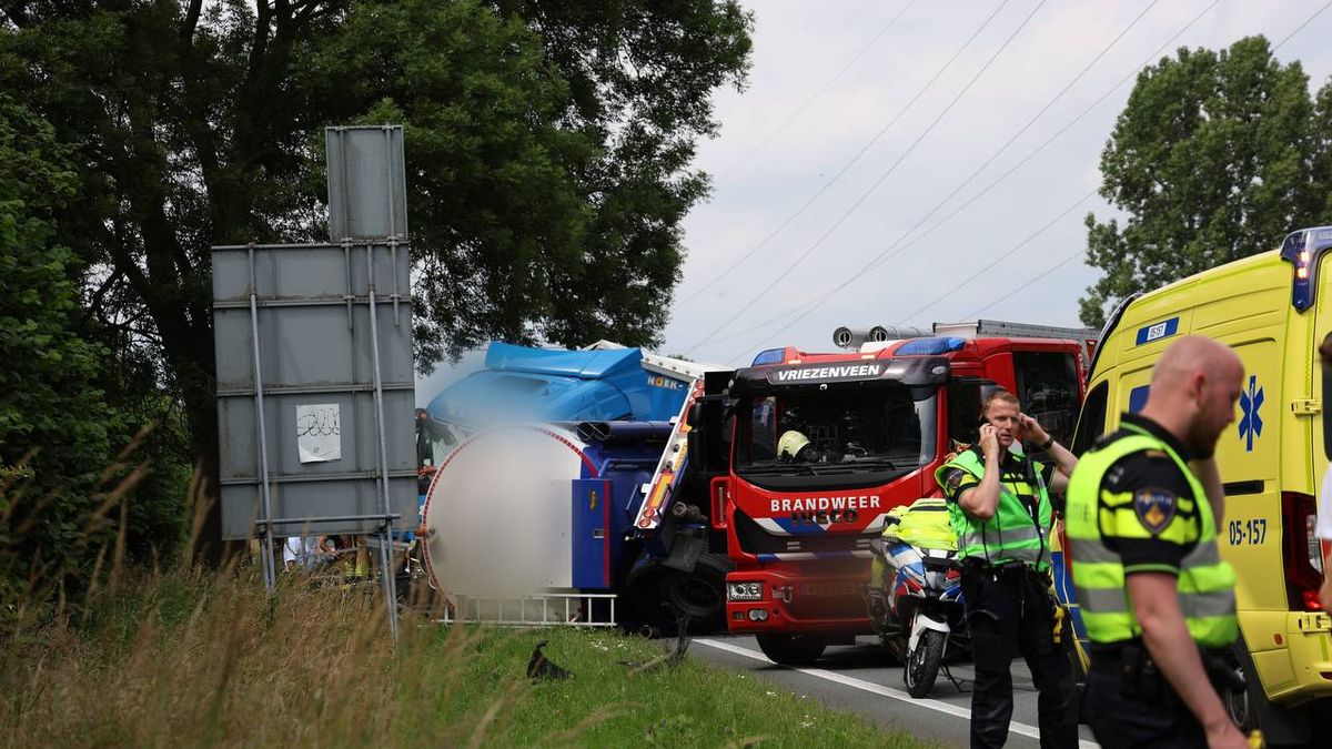 Vrachtwagenchauffeur overleden die gewond raakte bij ongeluk op N36