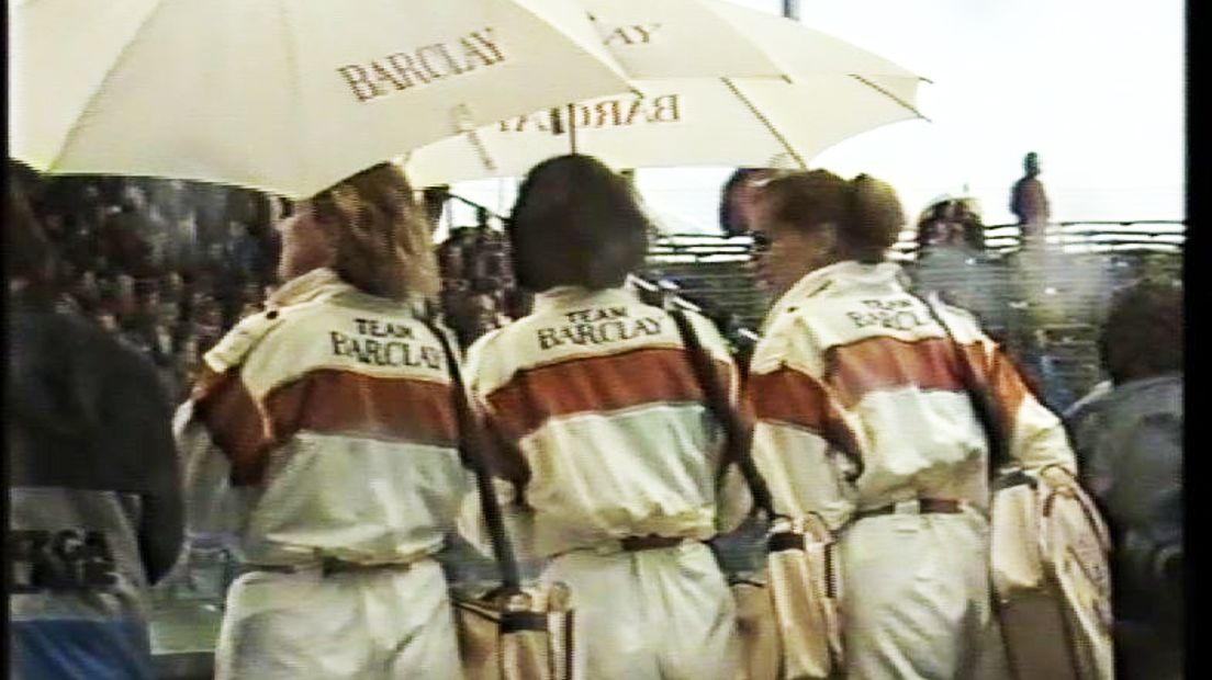 Een sponsorteam tijdens de races in 1985 (Rechten: Drents Archief)