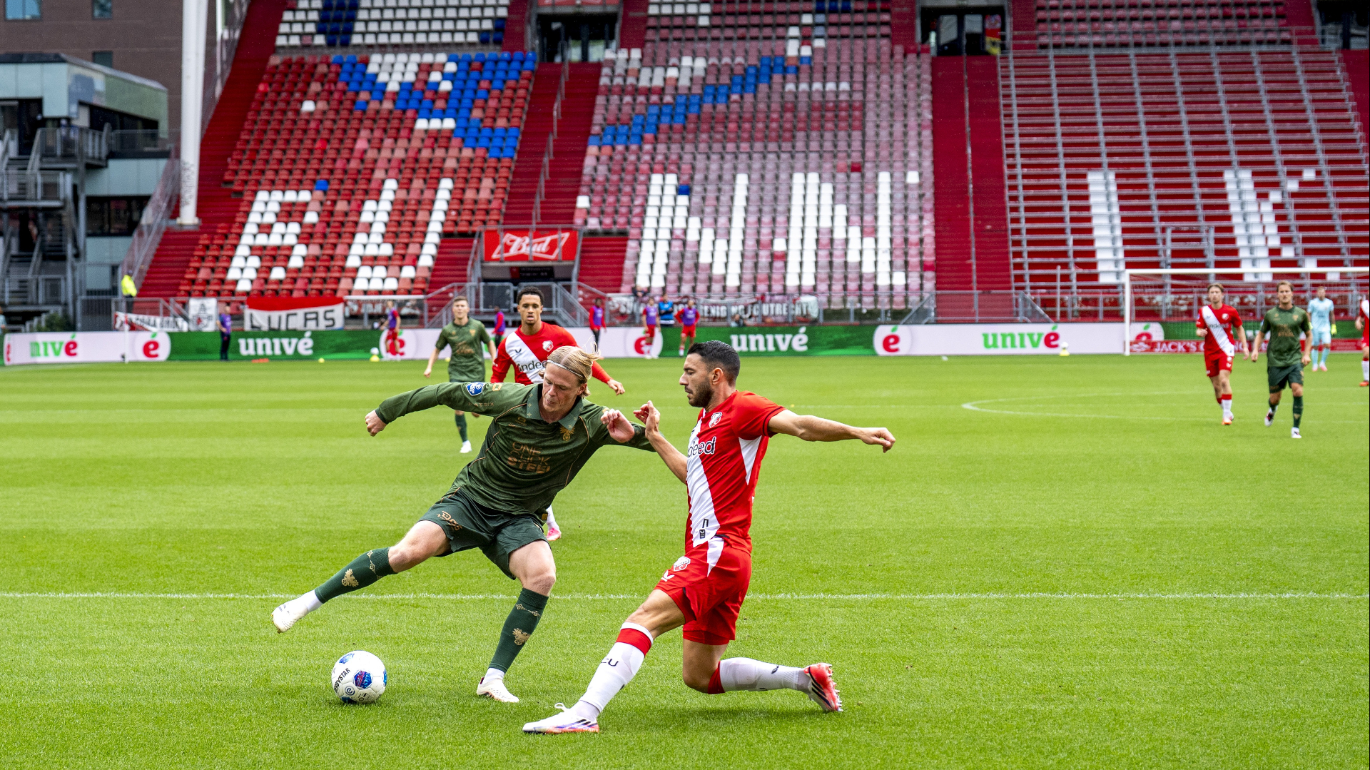 FC Utrecht knokt zich tegen Go Ahead Eagles alsnog naar gelijkspel