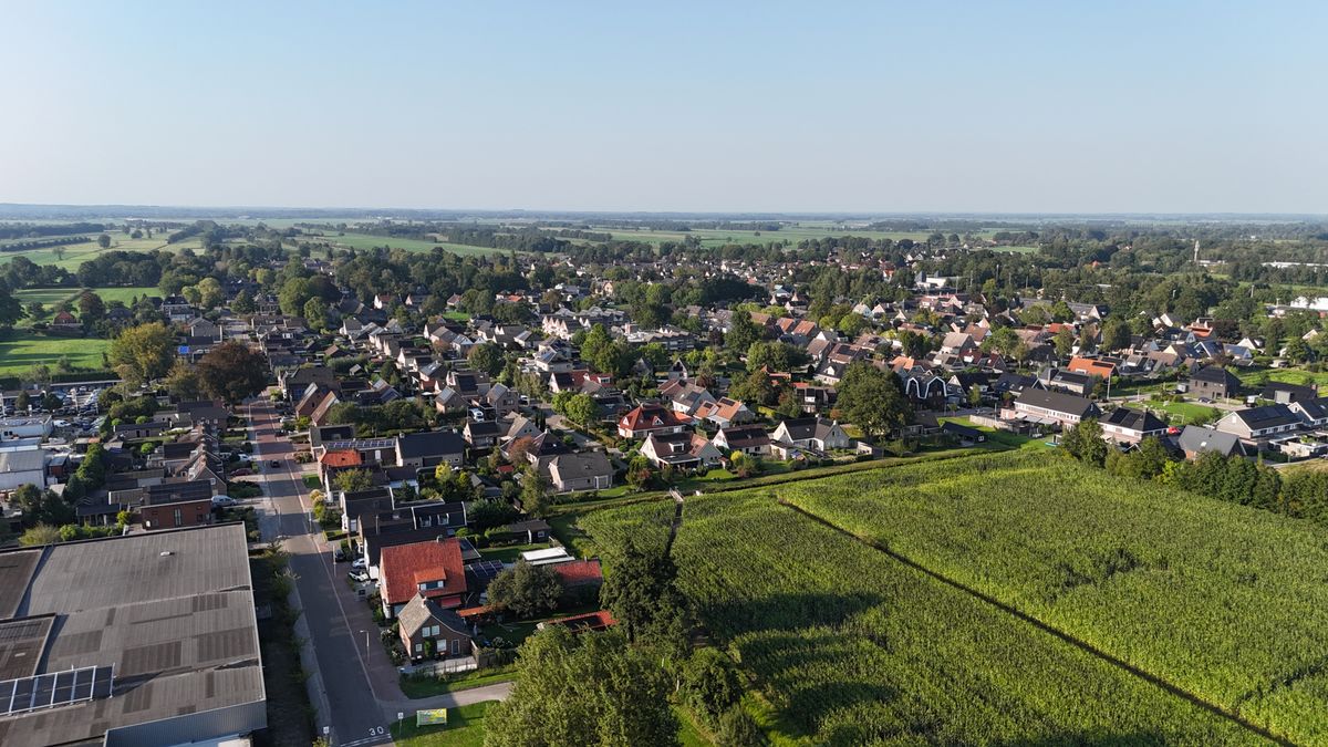 Inwoners Ruinerwold praten over windmolens: 'Kunnen we stoppen met dit plan?'