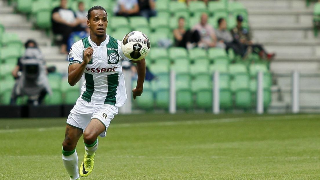 Jarchinio Antonia in actie namens FC Groningen.