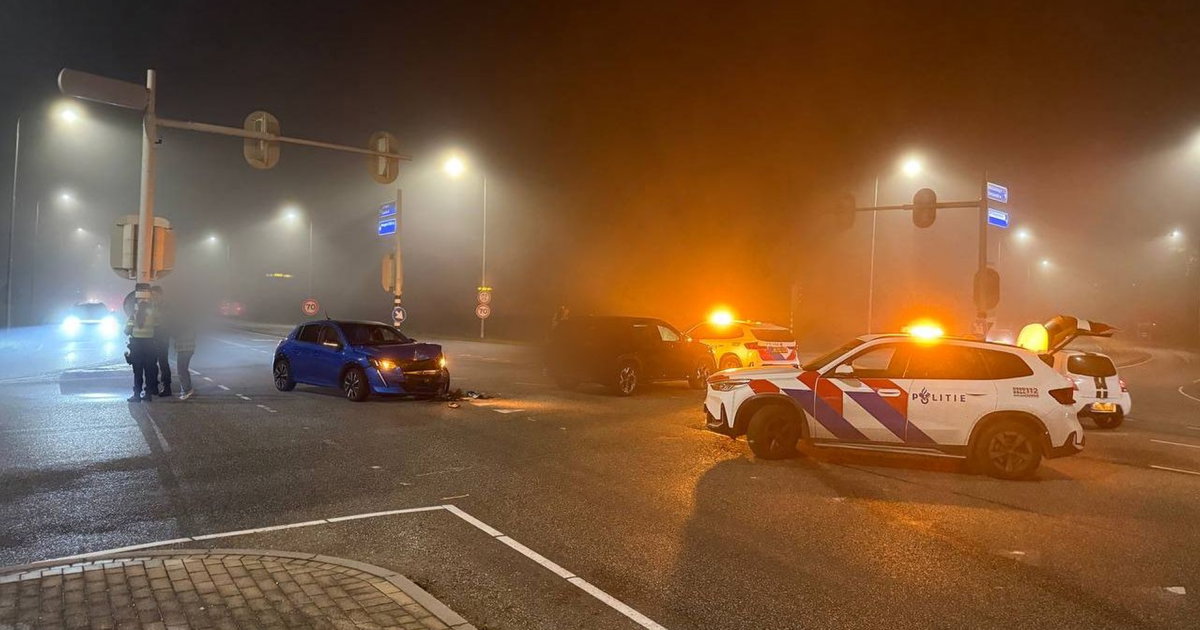 Verkeershinder na botsing tussen twee auto's in Doetinchem