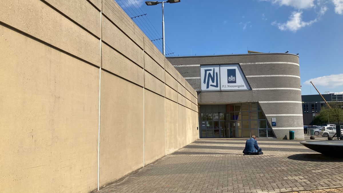 Misbruikverdachte dood gevonden in cel Nieuwegein