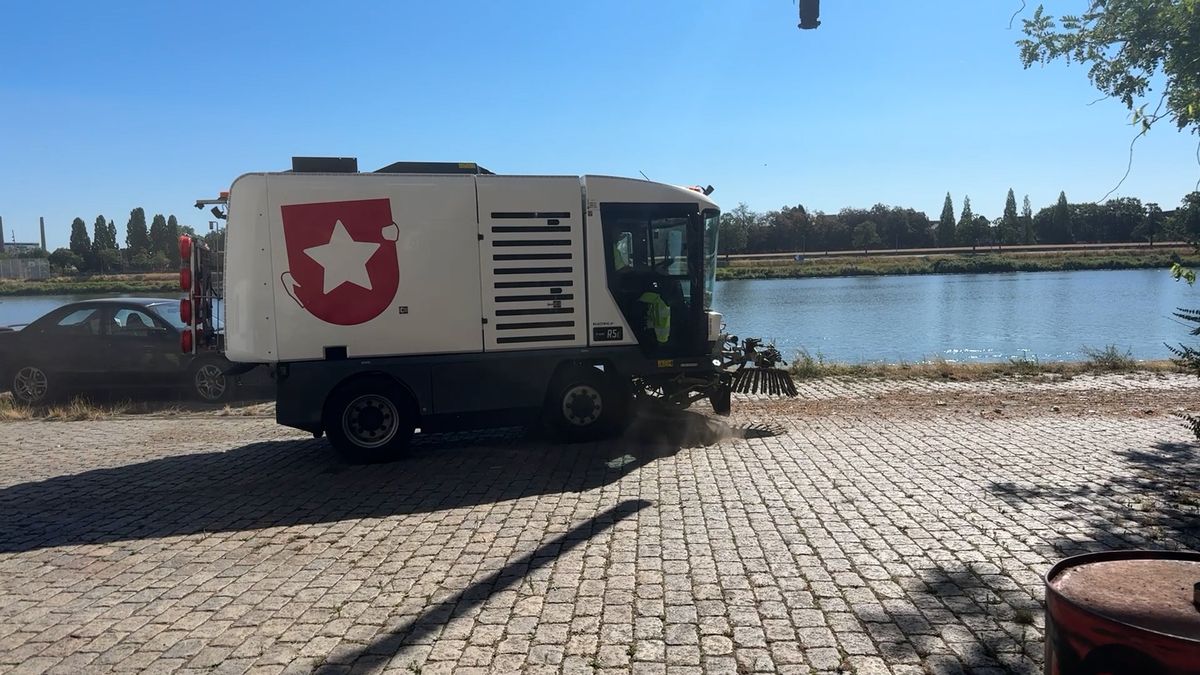 Politie grijpt in bij Landbouwbelang: 'Onveilige situatie door aangemeerd bootje en caravan'