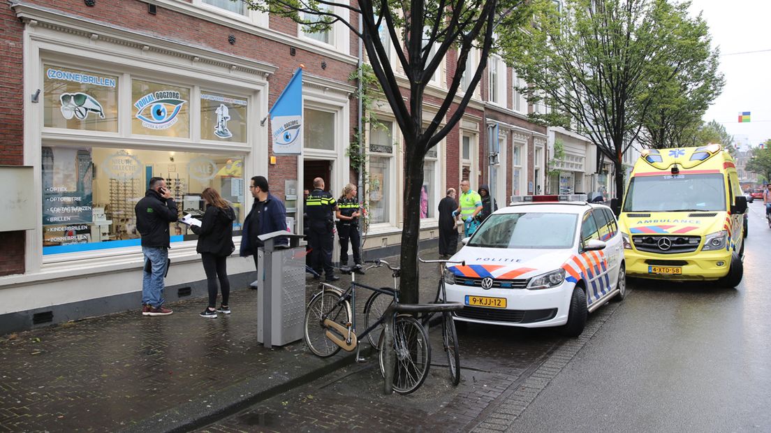 Overval in brillenwinkel op Stationsweg in Den Haag