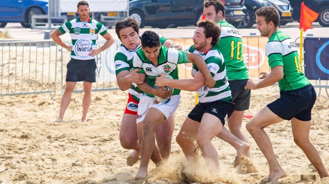 North Sea Beach Rugby op Scheveningen