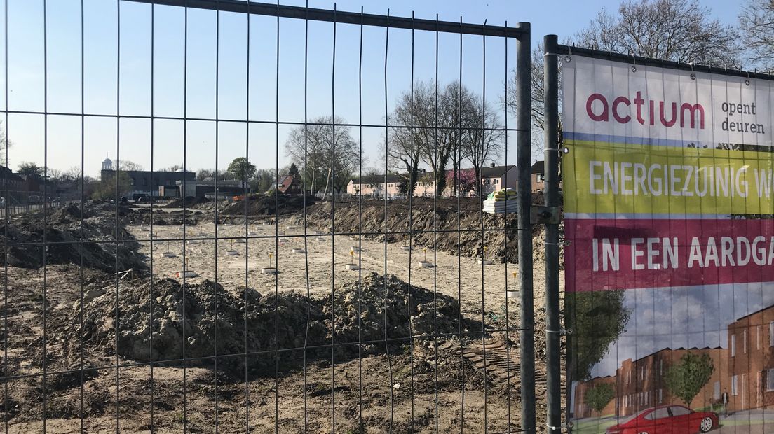 De nieuwbouw van 116 huizen en appartementen in De Lariks in Assen kan beginnen (Rechten: Margriet Benak / RTV Drenthe)