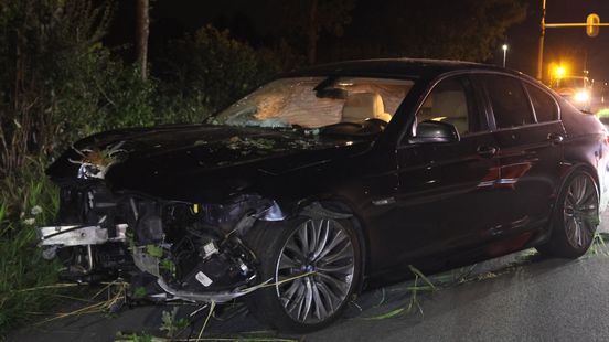 Auto ontwijkt egel op weg in Soest | Eenzijdig ongeluk De Klomp. Auto ontwijkt egel op weg in Soest | Eenzijdig ongeluk De Klomp.