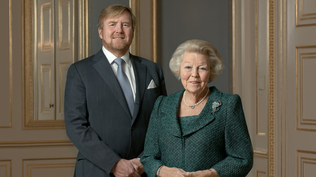 Koning Willem-Alexander, prinses Beatrix en prinses Amalia