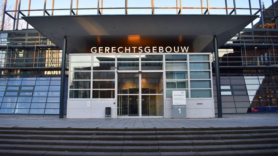 Protest bij rechtbank na vrijspraak in verkrachtingszaak Nieuwegein Home