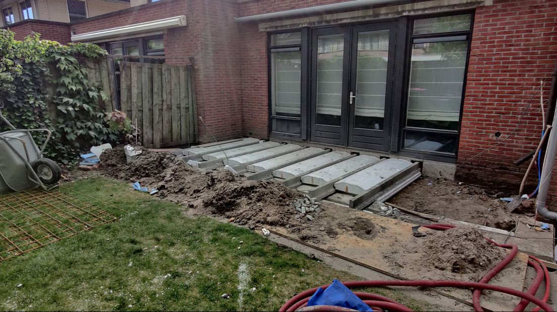 Een aanbouw die niet is afgemaakt door 123Bouwbedrijf