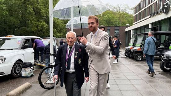 Code geel voor regen en onweer tijdens dodenherdenking, gemeente Arnhem en Didam passen programma aan
