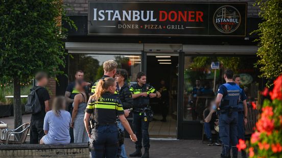 Gewonde bij steekpartij in shoarmazaak Home