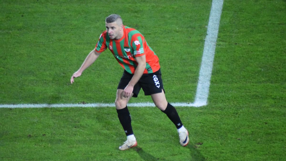 Linssen bijna rond met NEC • Van Veen verliest finale