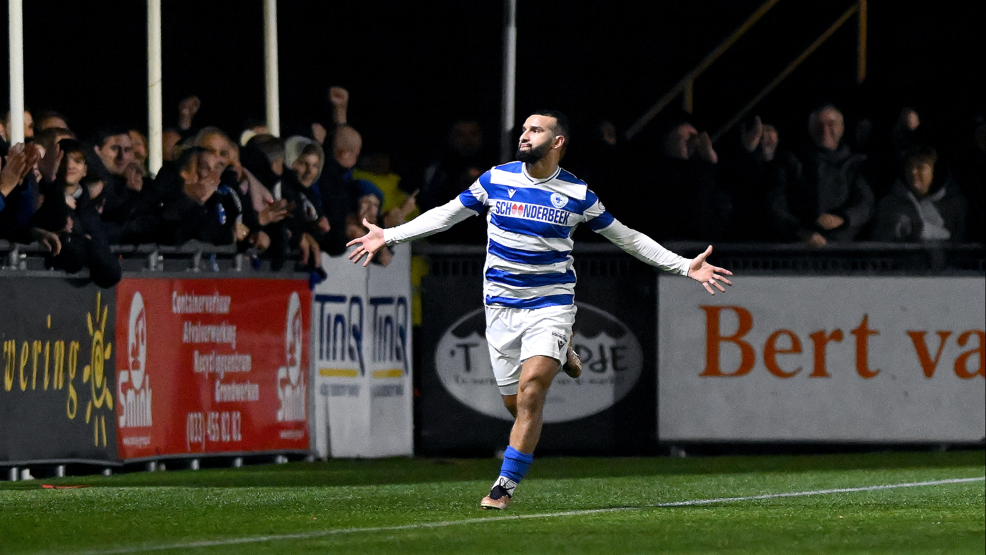 Kozakken Boys betreurt incidenten rond duel tegen Spakenburg, wacht onderzoek af